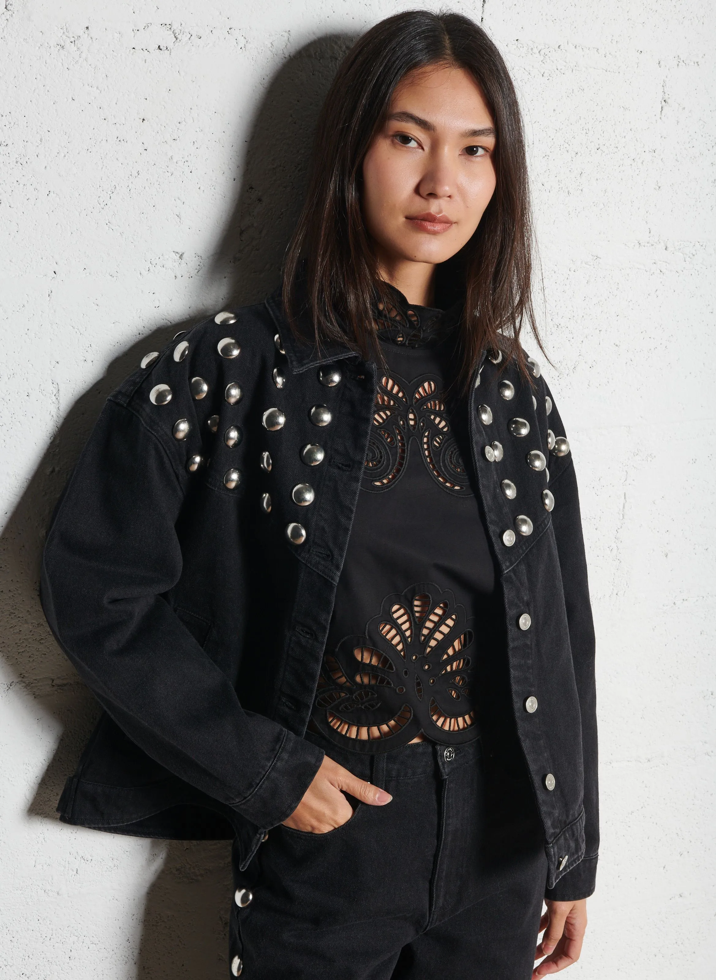 BERENICE VIVI  CHAQUETA DE ALGODóN CON BOTONES EN NEGRO