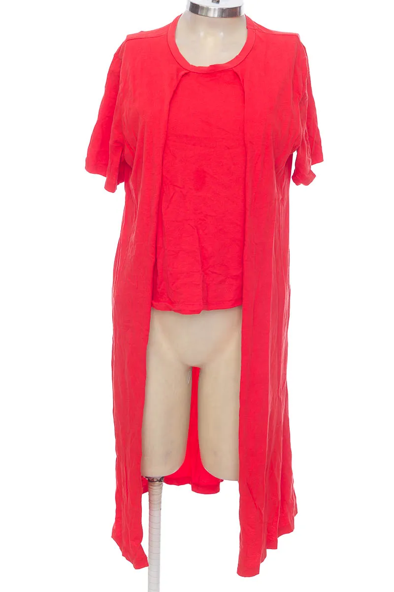 BLUSA COLOR ROJO  ZARA