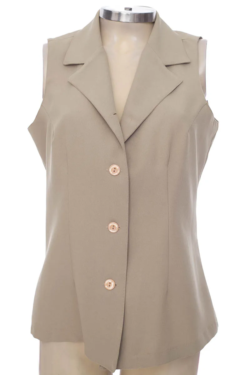 CHAQUETA / ABRIGO COLOR BEIGE  CLOSEANDO
