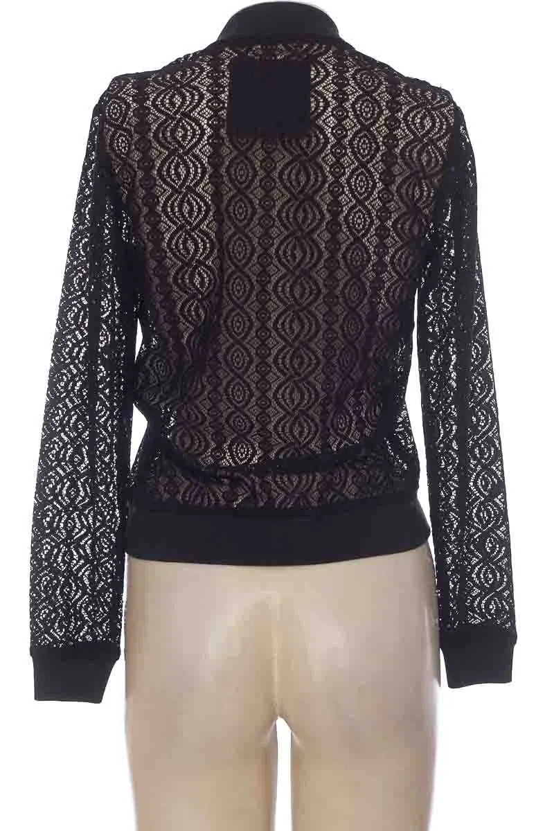 CHAQUETA / ABRIGO COLOR NEGRO  FDS