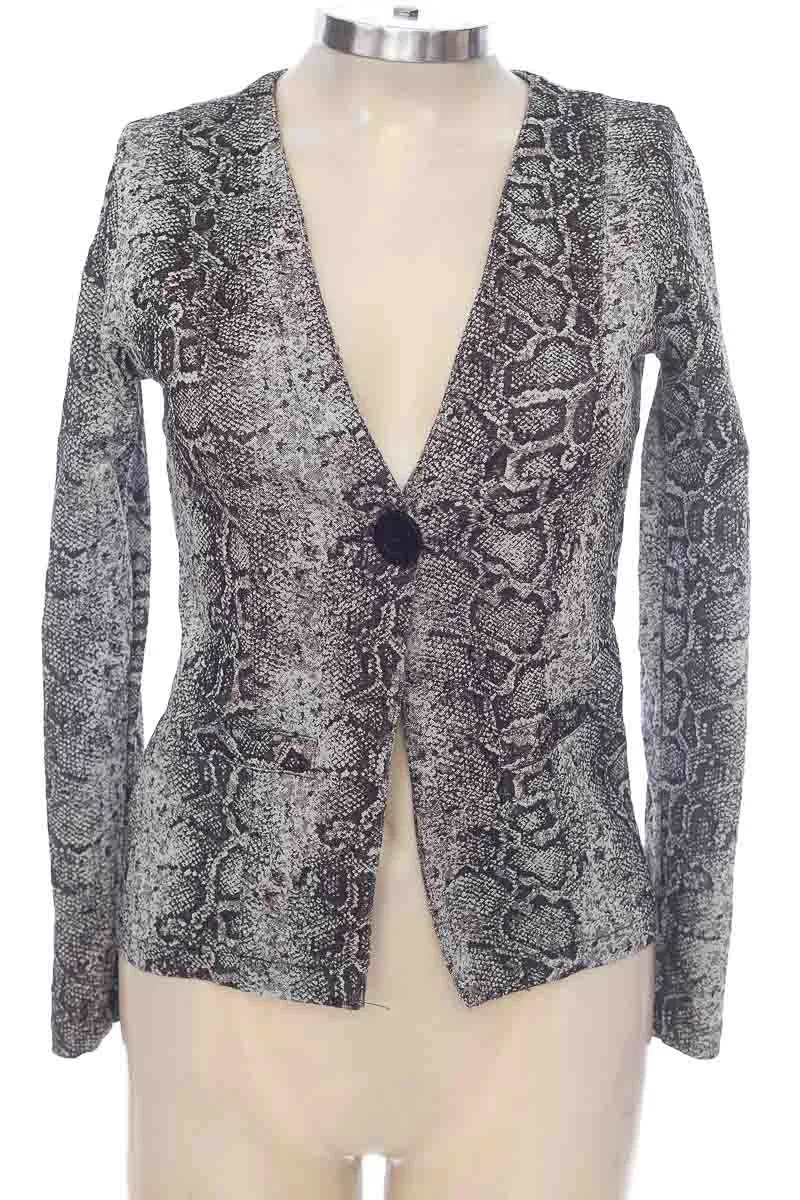 CHAQUETA / ABRIGO COLOR NEGRO  JUANCAS