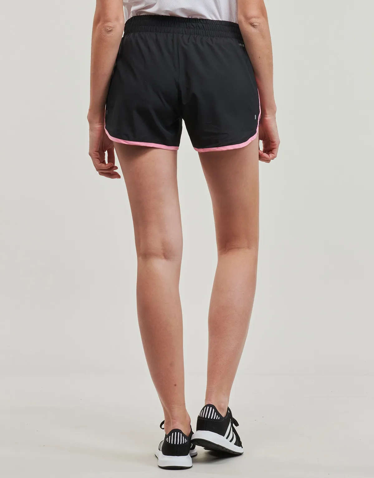 M20 SHORT