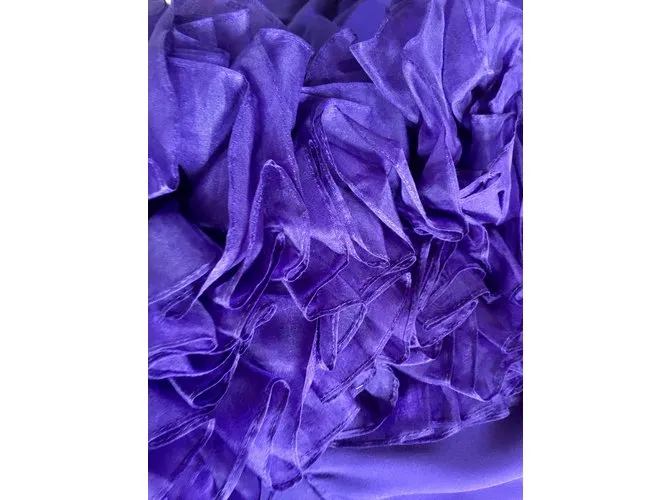 Marchesa Seda gasa y bola de organza. Púrpura 
