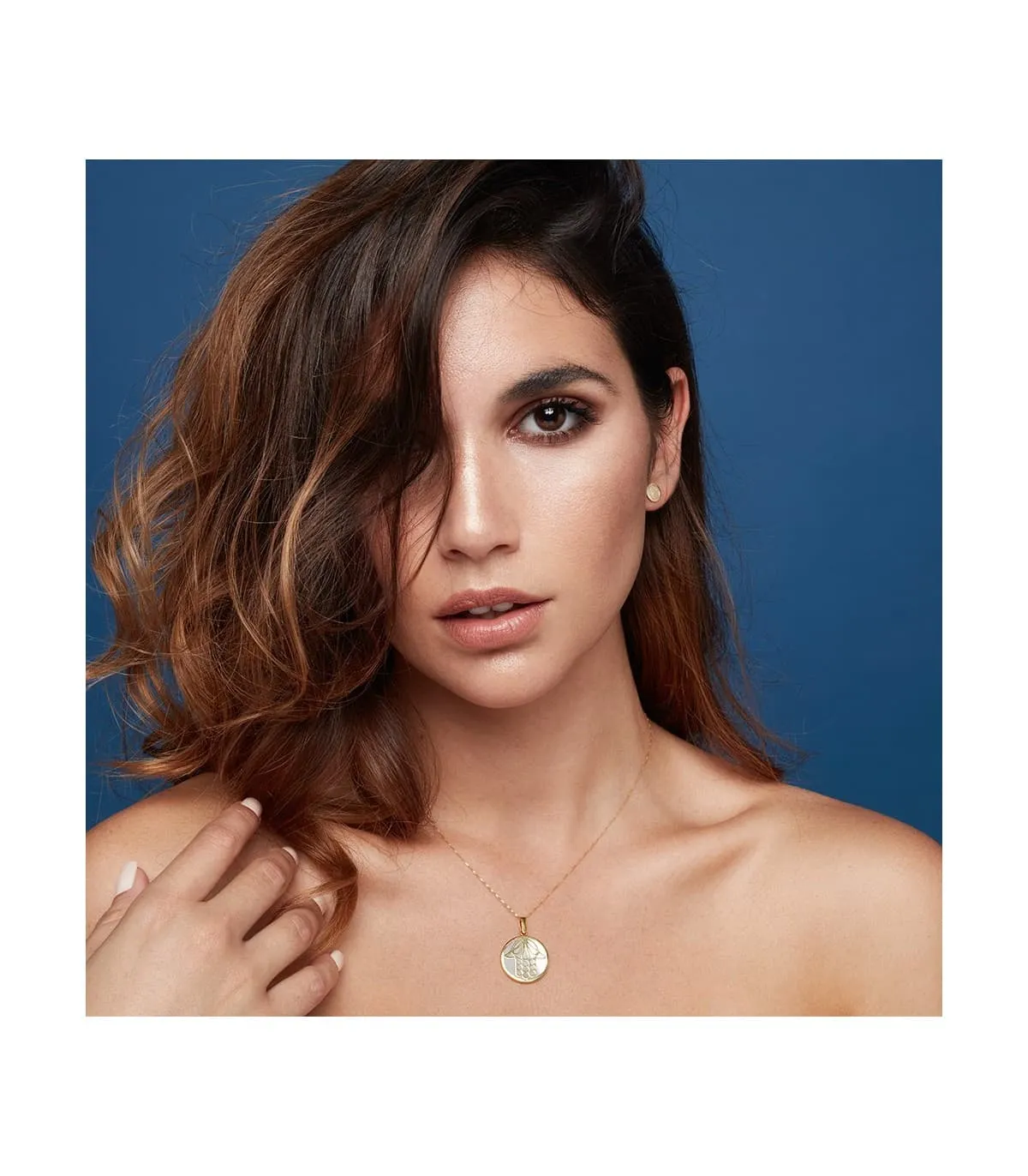 Pendentif Main de Fatma Nacre Or Jaune 18 K 20 MM