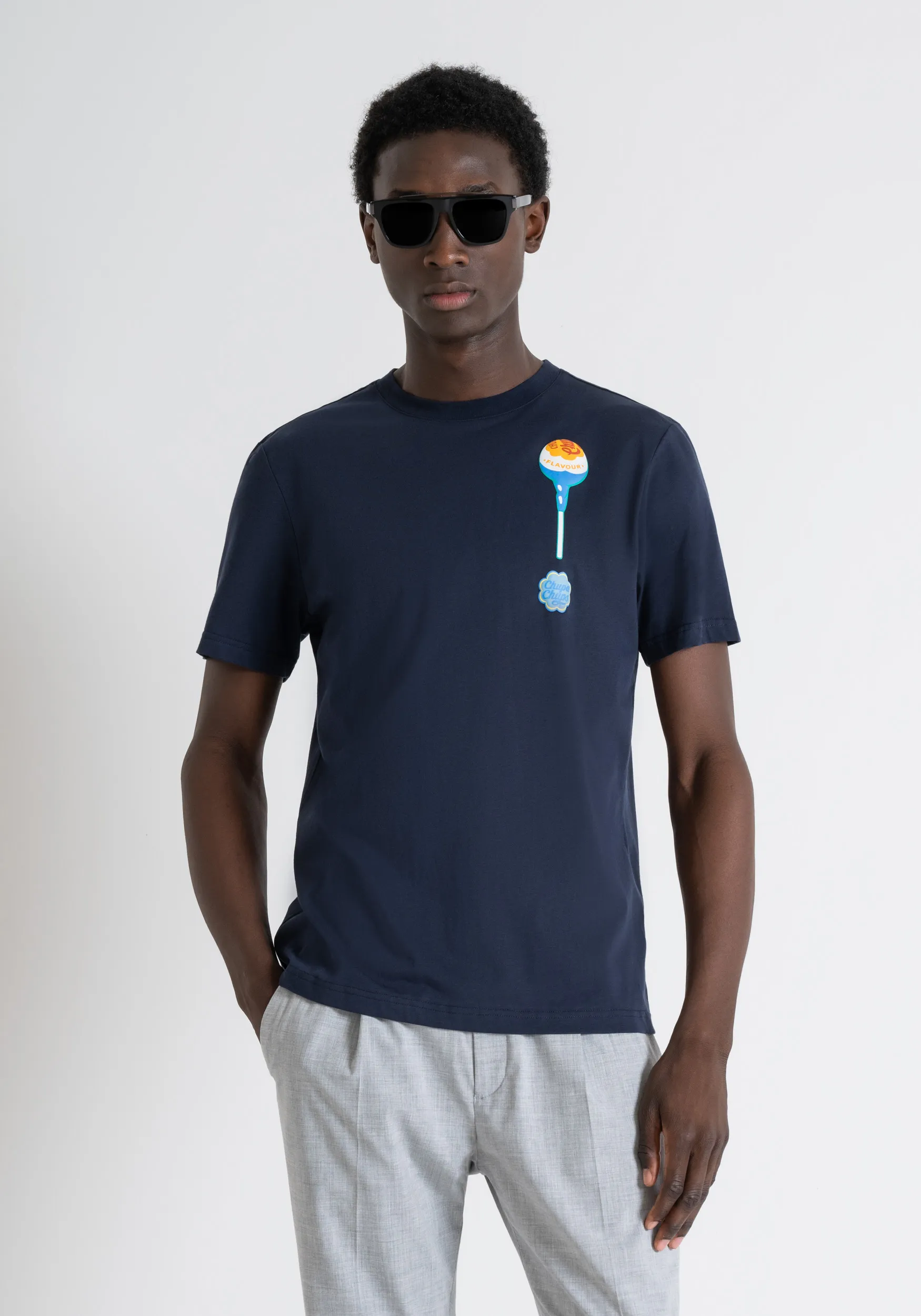 REGULAR FIT TSHIRT IN COTTON WITH RAISED MATTE PLASTIC PRINT AND SPONGE EFFECT